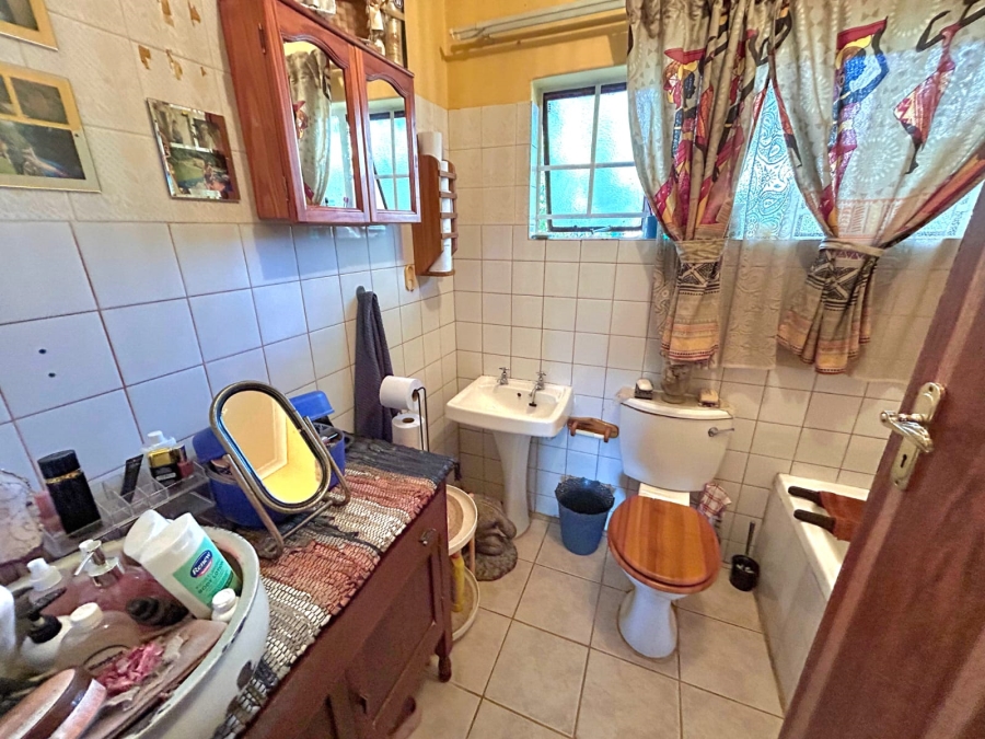 6 Bedroom Property for Sale in Brits North West